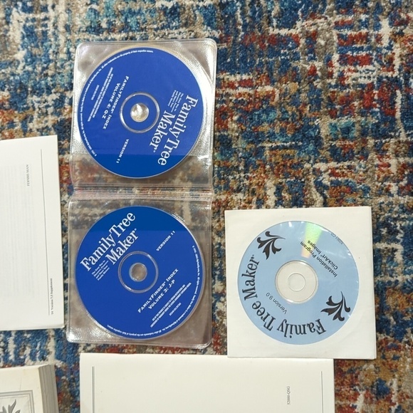 Family Tree Maker 7.0 for Windows Manual and Quick Start Guide w/ 11 CD's - Used - Picture 9 of 11
